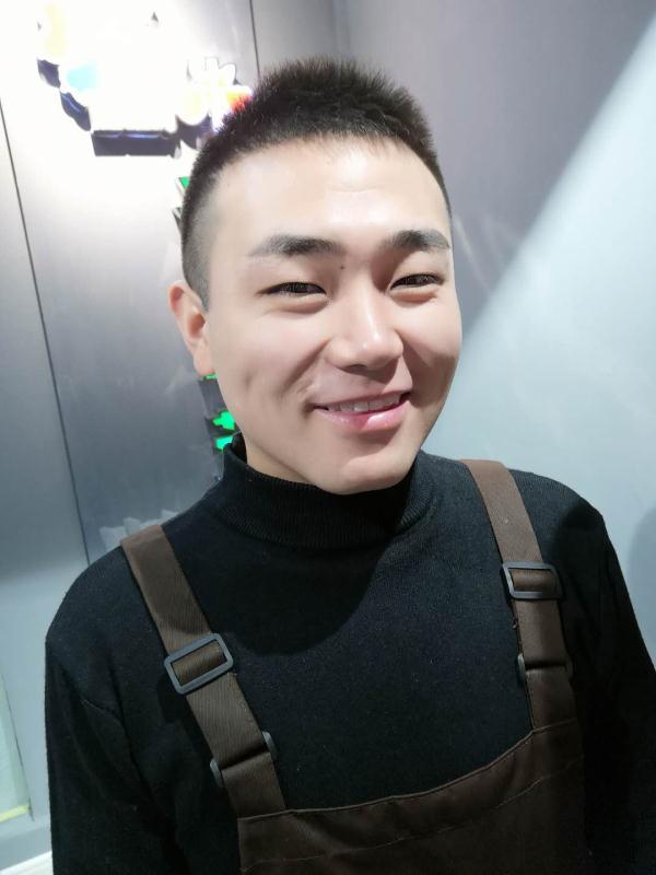 王亮—会员 编号LNCY01902250002F